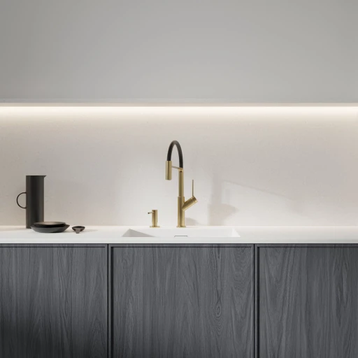 Vita Küchenarmatur mit ausziehbarem Auslauf Messing gebürstet (BSB)